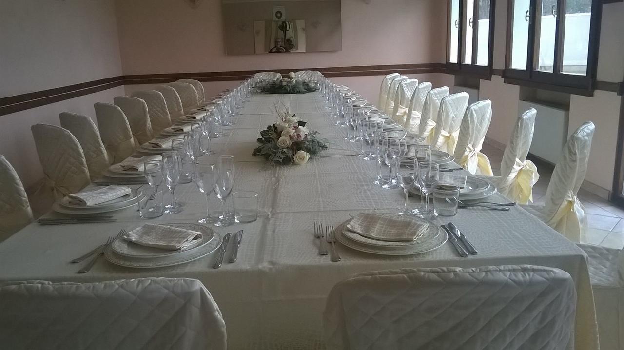 Albergo Ristorante Da Domenico Monte San Savino Kültér fotó