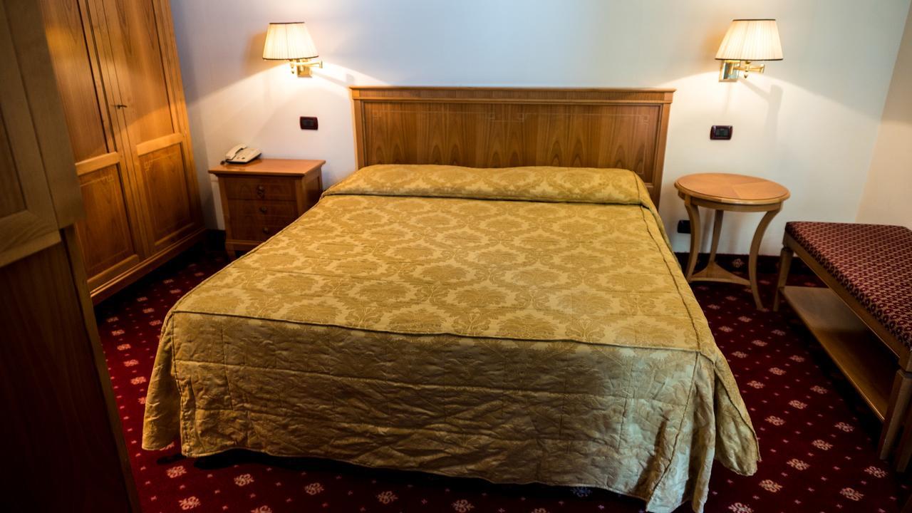 Albergo Ristorante Da Domenico Monte San Savino Kültér fotó